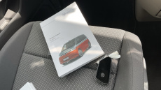 Volkswagen Multivan 2.0 TDI Life 5dr LWB DSG Diesel Estate